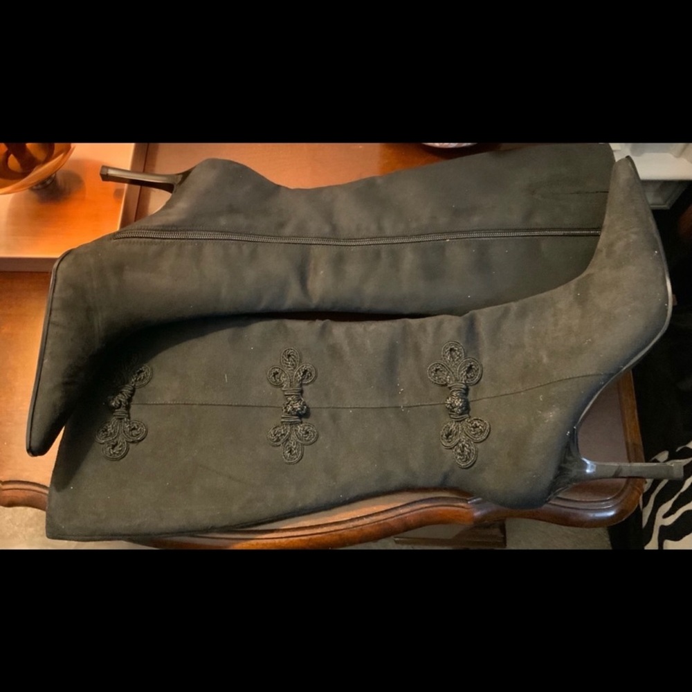 Black Apt 9 Heels